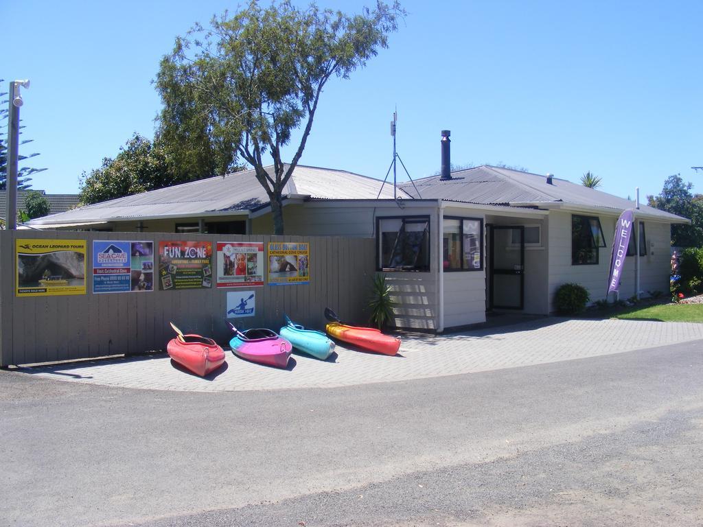 Harbourside Holiday Park Уитианга Екстериор снимка
