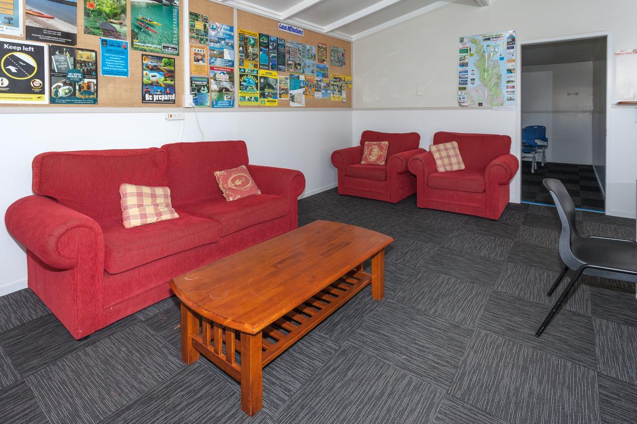 Harbourside Holiday Park Уитианга Екстериор снимка